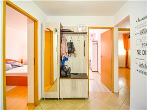 Apartament de vanzare in Sibiu -4 camere - 2 Parcari - Calea Poplacii