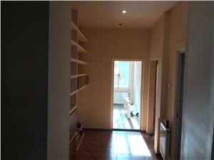 Apartament 3 camere de vânzare în Sibiu -  Piața Mare