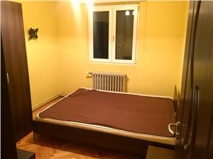 Apartament de vanzare in Sibiu - 3 camere cu pivnita zona M. Viteazu