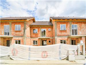 Casa de vanzare in Sibiu - Tip Triplex - Gradina - Zona XXL