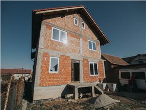 Casa individuala de vanzare in Sibiu - Selimbar - 5 camere