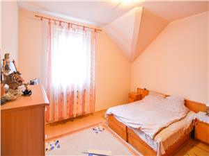 Casa de vanzare in Sibiu cu 6 camere + teren 227mp