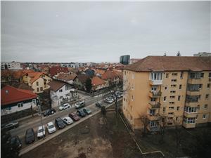 Apartament de vanzare cu 3 camere- Nicolae Iorga