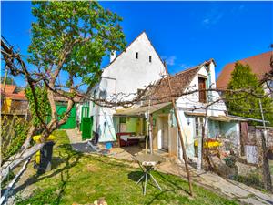 Casa de vanzare in Sibiu - Centrul Cristianului cu Teren de 3273 mp -