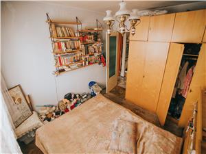 Apartament de vanzare in Sibiu - Etaj Intermediar cu Pivnita -V. Aaron