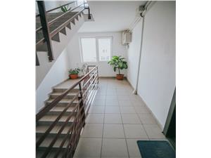 Apartament de vanzare in Sibiu - 3 camere - etaj intermediar - Rahovei