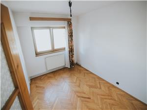 Apartament de vanzare in Sibiu - 4 camere - Etaj intermediar