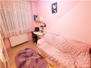 Apartament de vanzare in Sibiu - 4 camere - zona Strand