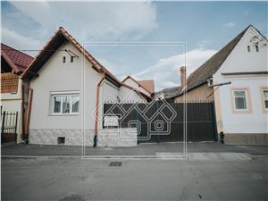 Casa indivduala de vanzare in Sibiu - 6 camere - posibilitate extinder