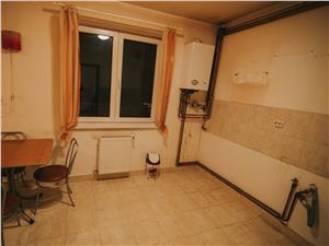 Apartament de vanzare in Sibiu - 4 camere si 2 balcoane - C.Dumbravii