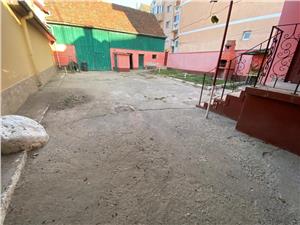 Casa 3 camere de vanzare in Sibiu - Teren 700 mp - zona Terezian