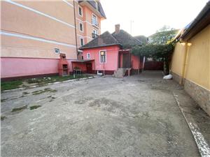 Casa 3 camere de vanzare in Sibiu - Teren 700 mp - zona Terezian