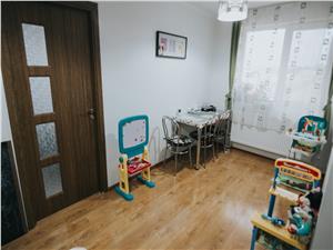 Apartament 4 camere de vanzare in Sibiu -mobilat si utilat-
