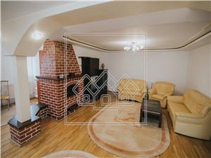 Apartament 3 camere de inchiriat in Sibiu -La vila- C. Dumbravii