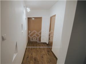 Apartament 3 camere de vanzare in Sibiu -mobilat si utilat-Z.Siretului