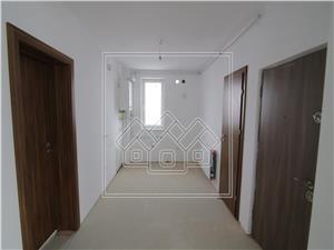Apartament de vanzare in Sibiu - Cisnadie - 3 camere + balcon