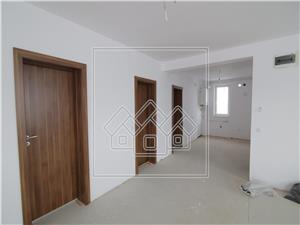 Apartament de vanzare in Sibiu - Cisnadie - 3 camere + balcon