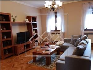 Apartament de inchiriat in Sibiu - 3 camere si 2 bai- Ultracentral