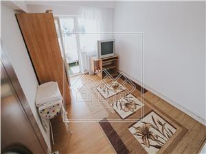 Apartament cu 4 camere de inchiriat in Sibiu - 2 balcoane - Strand I
