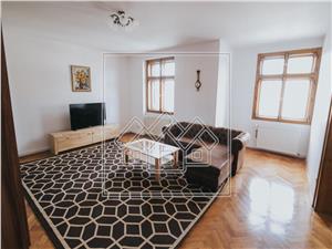 Apartament 3 camere de inchiriat in Sibiu -Zona Centrala