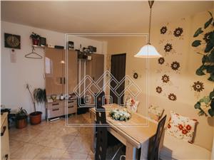 Apartament de vanzare in Sibiu - 2 camere cu pivnita- etaj intermediar