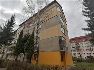 Apartament de inchiriat in Sibiu - 3 camere - decomandat - Rahovei