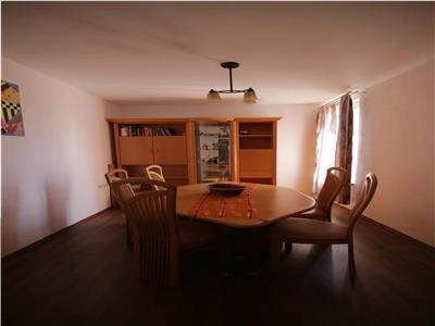 Apartament de inchiriat in Sibiu - 3 camere - etaj intermediar