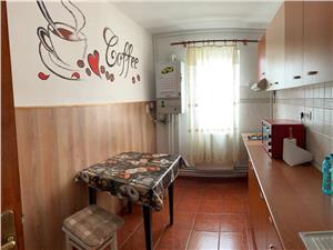 Apartament de vanzare in Sibiu - Decomandat si Pivnita - zona Dioda