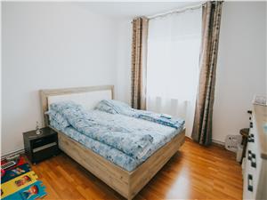 Apartament de vanzare in Sibiu -2 camere si balcon-Zona V. Aron