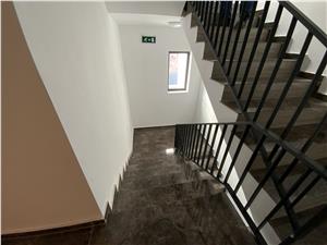 Apartament de vanzare in Sibiu - 3 camere si 2 balcoane - lift