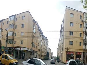 Apartament 2 camere de inchiriat in Vasile Aaron - decomandat