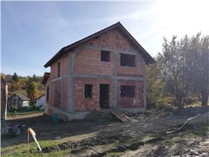 Casa individuala de vanzare in Sibiu - Cisnadie - zona buna