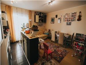 Apartament de vanzare in Sibiu-3 camere cu balcon-Zona Gusterita