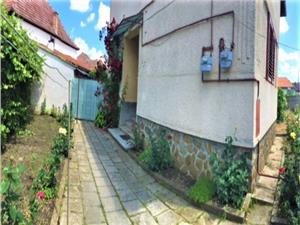 Apartament la casa de vanzare in Sibiu - curte individuala