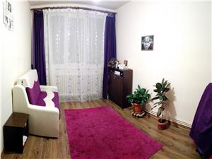Apartament 3 camere de vanzare in Sibiu, zona Piata Rahovei