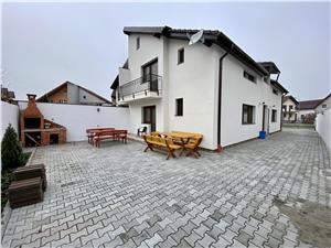 Casa de vanzare in Sibiu - 4 apartamente - prebabil regim hotelier