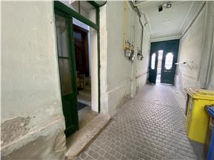 Apartament de vanzare in Sibiu - 3 camere decomandate - Blv. Victoriei