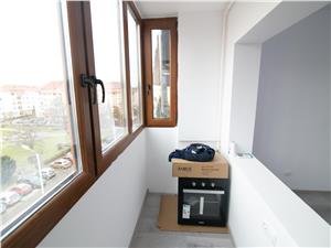 Apartament de vanzare in Sibiu - 4 camere, 2 bai, 2 balcoane - Strand