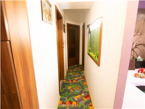 Apartament de vanzare in Sibiu - 4 camere, 2 bai si balcon-Valea Aurie