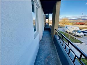 Apartament de vanzare in Sibiu -2 camere,balcon mare- etaj 1/2