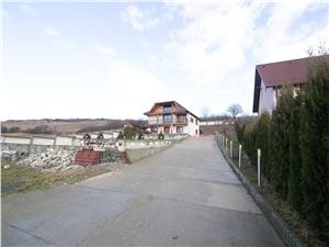 Casa  de vanzare in Sibiu - Zona Hamba - 8 camere, teren 2000 mp