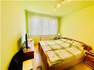 Apartament de vanzare in Sibiu - 3 camere cu balcon - Zona Ciresica