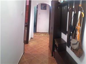 Apartament 2 camere de vanzare in Sibiu decomandat, etaj intermediar