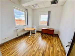Office space for rent in Sibiu - Central area - secure parking