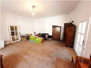 House for sale in Sibiu - free yard of 250 sqm